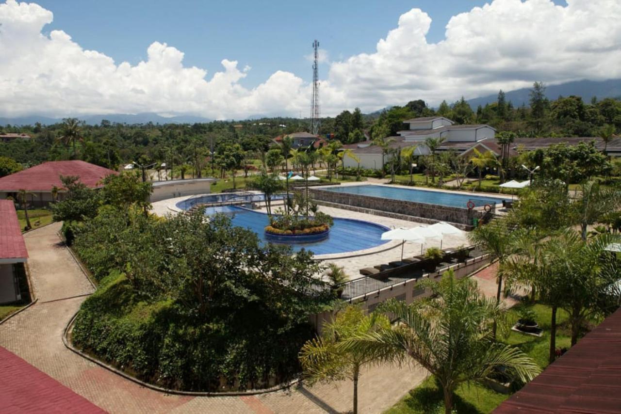 Taman Bukit Palem Resort Bogor Esterno foto
