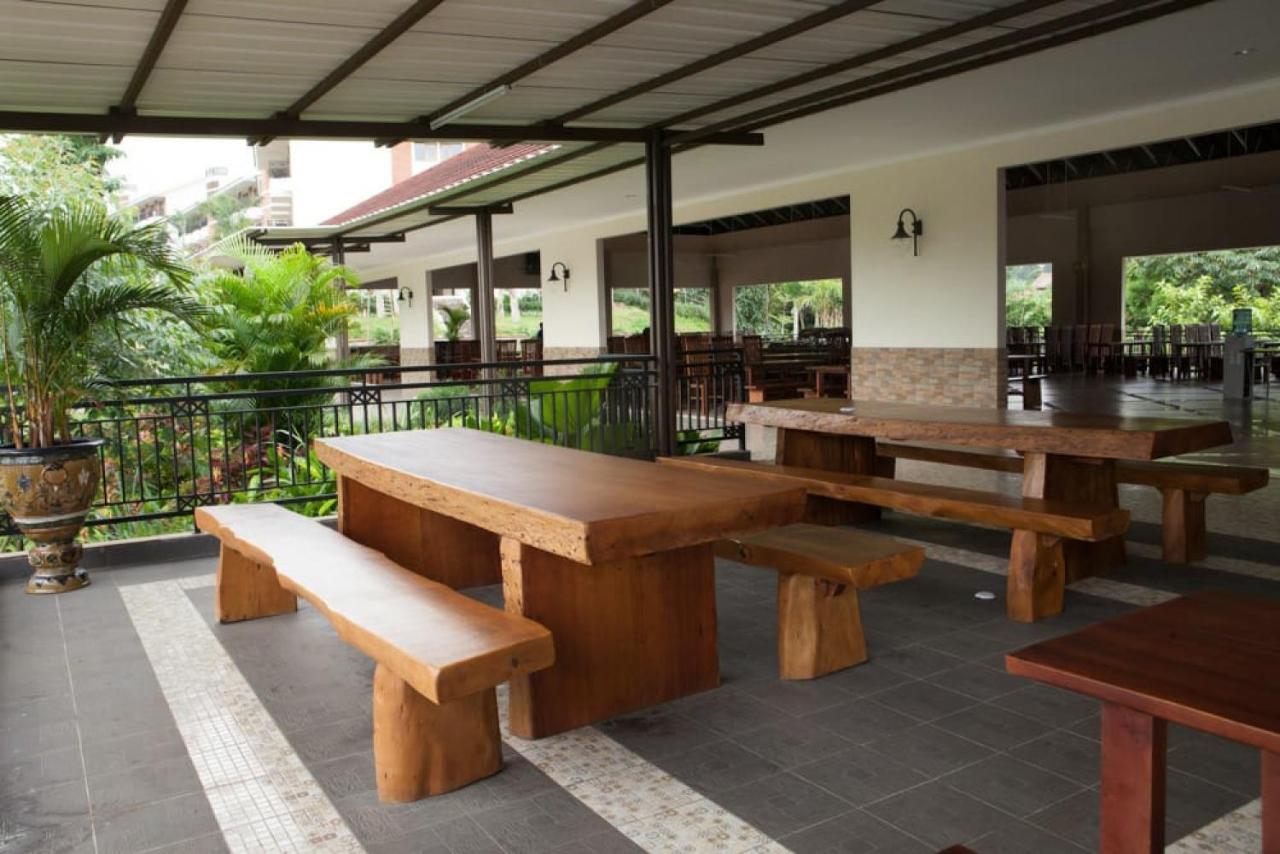 Taman Bukit Palem Resort Bogor Esterno foto